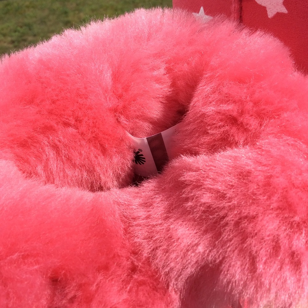UGG T BAILEY BUTTON II STARLIGHT - Picture 6 of 6
